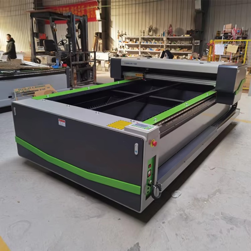 เครื่องตัดเลเซอร์ CO2 แบบหัวเด - Industrial Laser Cutters บทวิจารณ์และราคา