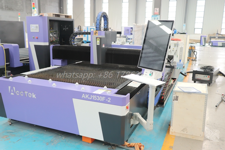 AccTek โลหะและวัสดุอโลหะ 1000W - Acrylic Cutting Machine บทวิจารณ์และราคา