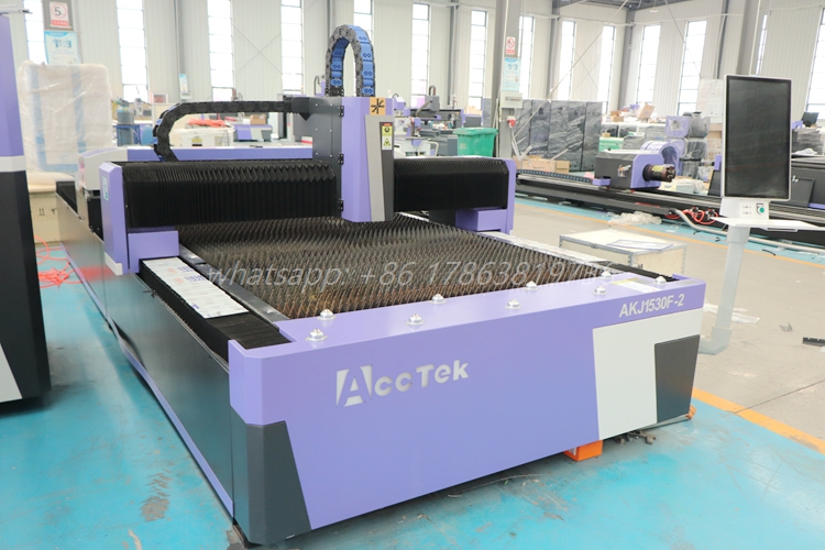AccTek โลหะและวัสดุอโลหะ 1000W - Acrylic Cutting Machine บทวิจารณ์และราคา